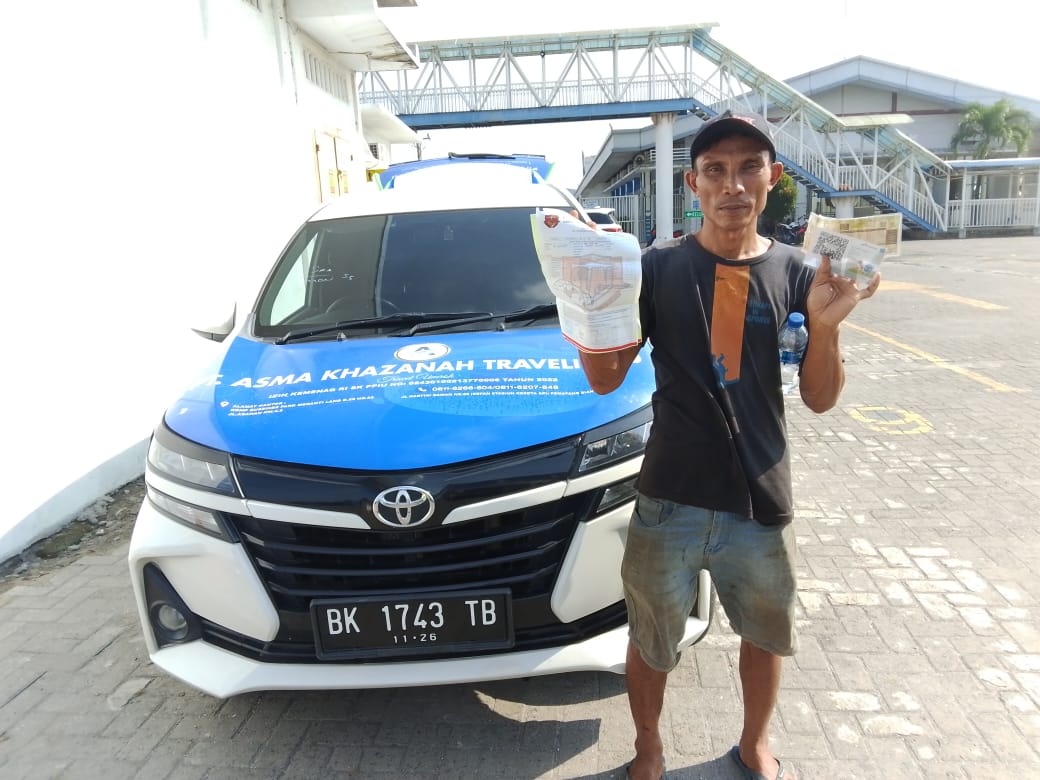 Serah terima mobil pelanggan